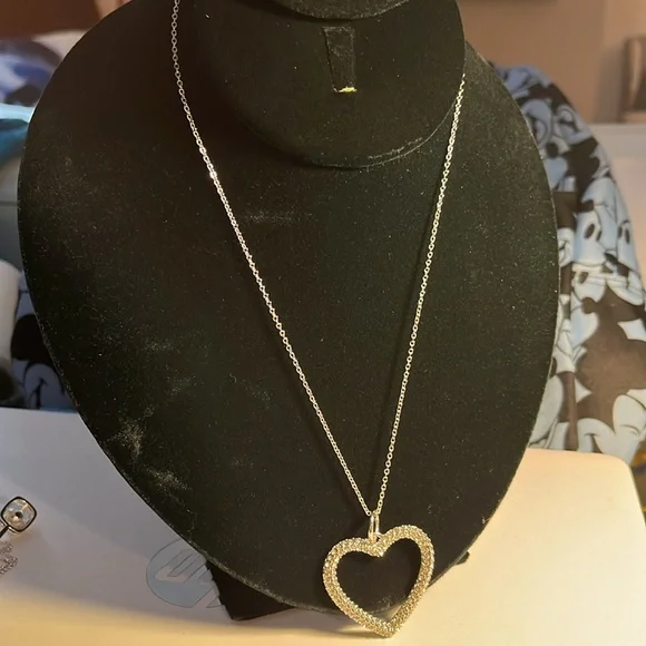 🔥🔥🔥 Silver Heart Pendant Necklace w/ Double Row of Clear Crystals - Picture 2 of 6